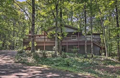 Hot Springs Village Cottage | 139 m² Cabin ∙ 2 bedrooms ∙ 6 guests