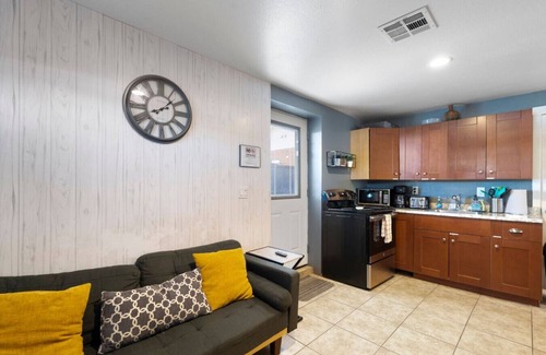 Garfield Apartment | 13th Pl Back · Cute & Cozy| Renovated APT in the ♥️ of Phoenix