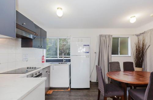Jindabyne House | 14 Cobbon Crescent