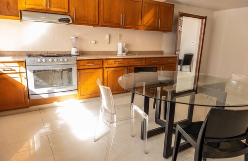Torreon House | 14 Comfortable suite for 2 people