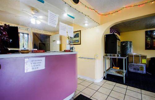 Chapmanville Hotel | 14 m² Hotel ∙ 127 guests
