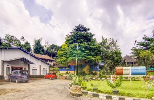 Sukabumi Hotel | 14 m² Hotel ∙ 127 guests