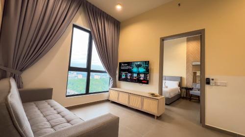 Sungai Penchala Apartment | 14 Mossaz skypool 5mins to 1U and Ikea atEmpire City by Light House