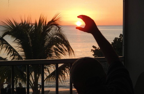 Seven Mile Beach Condo | #14 Oceanfront Discovery Point Club -Fall Spec. Stay 6 & Get the 7th Night FREE!