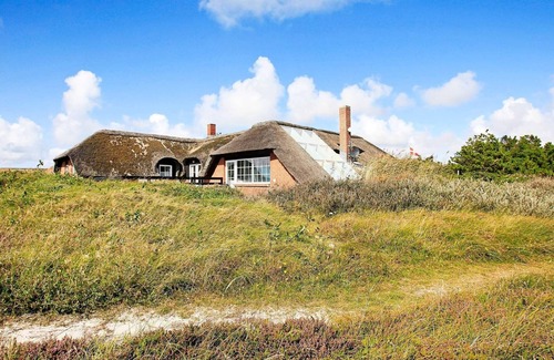 Nørre Lyngvig House | 14 person holiday home in Ringkøbing-By Traum