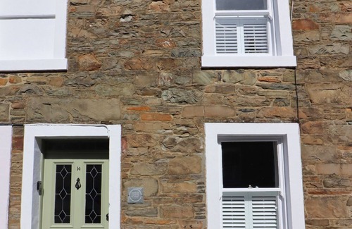 Kirkcudbright Cottage | 14 Union Street - sleeps 4 guests in 2 bedrooms
