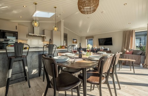 Burnham Market Ski Chalet | 14 Westgate, Burnham Market, Norfolk