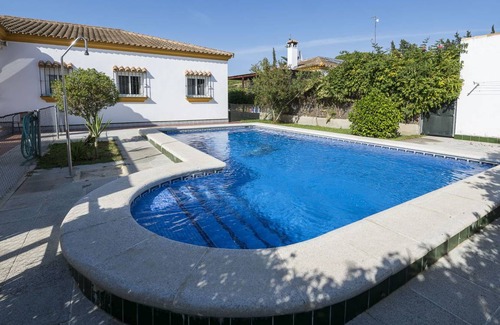 Chiclana de la Frontera Other | 140 m² Accommodation ∙ 4 bedrooms ∙ 8 guests