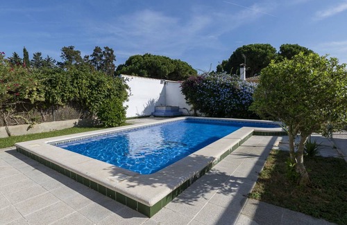 Chiclana de la Frontera Other | 140 m² Accommodation ∙ 4 bedrooms ∙ 8 guests