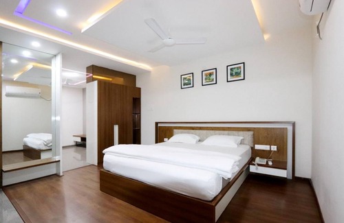Hyderabad Hotel | 140 m² Hotel ∙ 3 guests