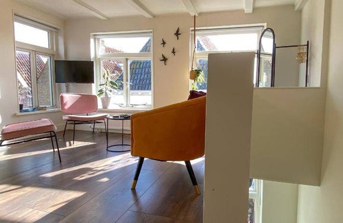 Dokkum Apartment | 140 m² Apartment ∙ 2 bedrooms ∙ 4 guests