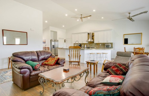 Pahrump Cottage | 140 m² Cabin ∙ 2 bedrooms ∙ 4 guests