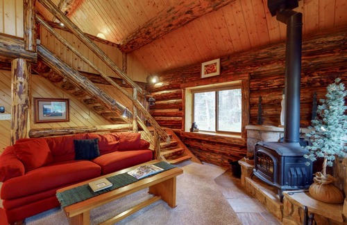 Purgatory Cabin | 140 m² Cabin ∙ 3 bedrooms ∙ 8 guests