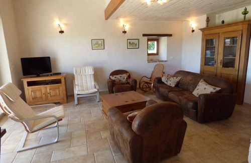 Castelnau-Montratier-Sainte-Alauzie House | 140 m² Gîte ∙ 4 bedrooms ∙ 8 guests