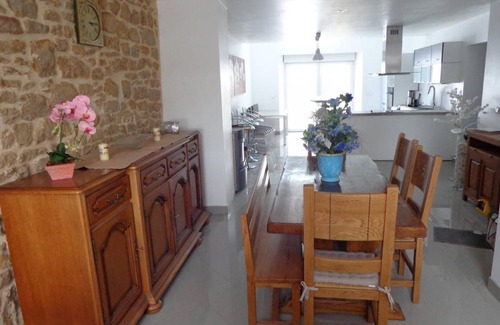 Puilly-et-Charbeaux House | 140 m² Gîte ∙ 3 bedrooms ∙ 8 guests