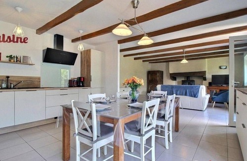Ploneour-Lanvern House | 140 m² House ∙ 4 bedrooms ∙ 7 guests