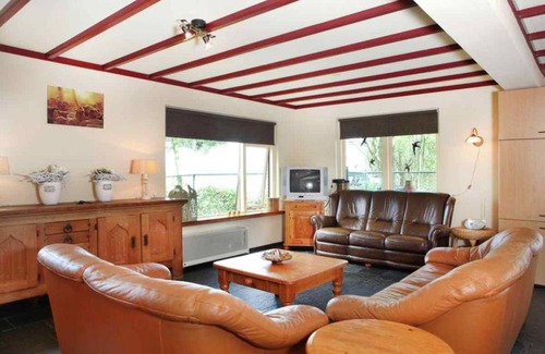 Kamperveen House | 140 m² House ∙ 3 bedrooms ∙ 6 guests