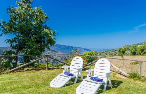 La Taha House | 140 m² House ∙ 3 bedrooms ∙ 6 guests
