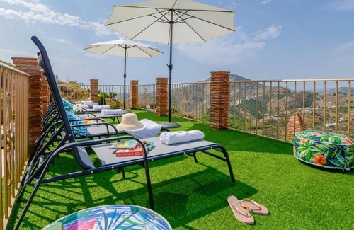 Competa House | 140 m² House ∙ 4 bedrooms ∙ 11 guests