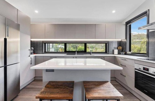 East Jindabyne House | 140 m² House ∙ 3 bedrooms ∙ 8 guests
