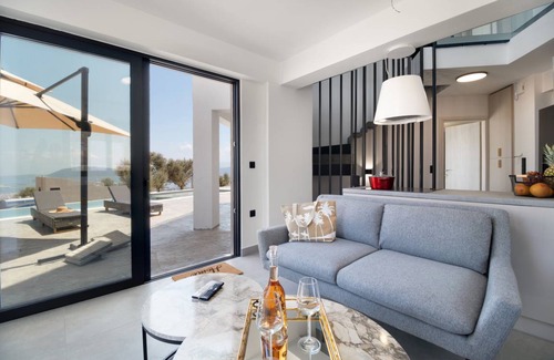 Kavallos Villa | 140 m² Villa ∙ 5 bedrooms ∙ 10 guests