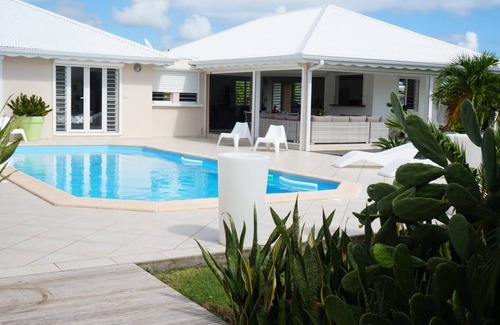 Anse des Rochers Villa | 140 m² Villa ∙ 3 bedrooms ∙ 6 guests