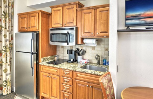 Ortona Park Condo | 1406- Ocean View - Private Balcony