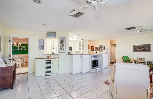 Boca Grande House | 141 Damicare 3 bed/2 Bath ground level - Canal & Dockage in back yard!