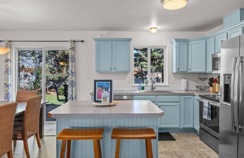 Orchard District House | 141 m² House ∙ 3 bedrooms ∙ 8 guests