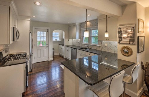 Black Rock Historic District House | 141 m² House ∙ 3 bedrooms ∙ 7 guests
