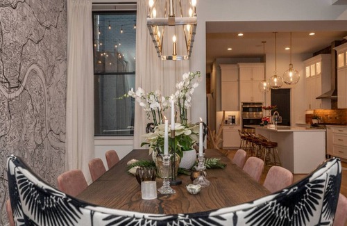 Over-the-Rhine House | 1411 Elm St · Besuden House OTR