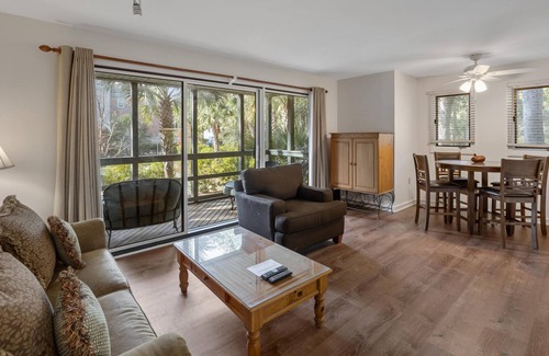West Beach Village Condo | 1415 West Beach: Close to Beach, Pet-Friendly, Beach Gear/Bike Credit