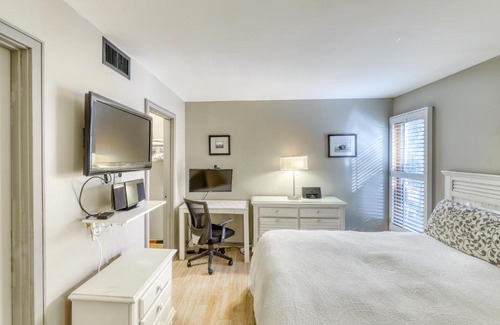West Beach Village Villa | 1419 Courtside