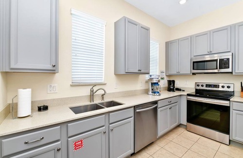 West Kissimmee Cottage | 143 m² Cabin ∙ 3 bedrooms ∙ 8 guests
