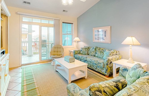 Sunset Island Condo | 144 m² Condo ∙ 3 bedrooms ∙ 6 guests