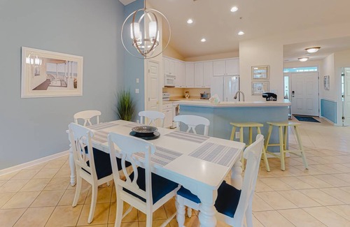 Sunset Island Condo | 144 m² Condo ∙ 3 bedrooms ∙ 6 guests