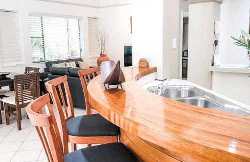 Clifton Beach Apartment | 144 m² Serviced apartment ∙ 3 bedrooms ∙ 6 guests