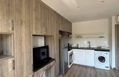 Mandelieu-la-Napoule Beach Apartment | 14484 T2 Air-conditioned in a residence close to beaches and shops