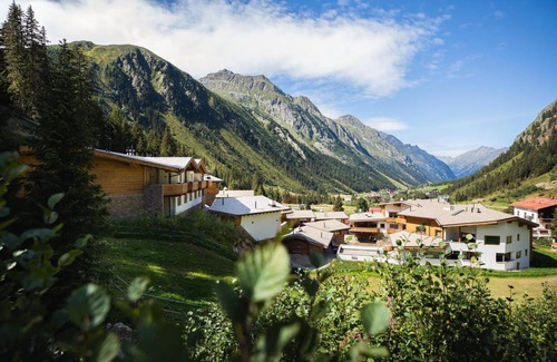 Sankt Leonhard im Pitztal Apartment | 145 m² Apartment ∙ 3 bedrooms ∙ 8 guests