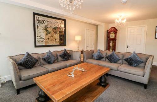 Stanhope House | 145 m² House ∙ 4 bedrooms ∙ 7 guests