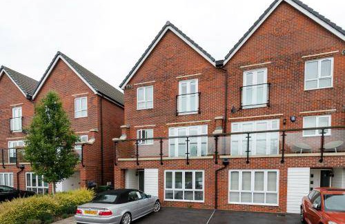 Ashford House | 145 m² House ∙ 5 bedrooms ∙ 9 guests