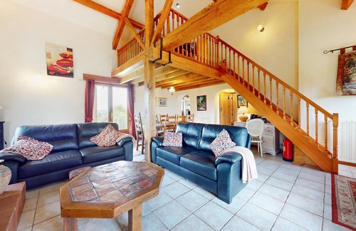 Saint-Saud-Lacoussiere House | 146 m² House ∙ 3 bedrooms ∙ 7 guests