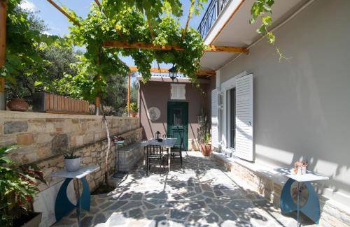 Mouzaki House | 146 m² House ∙ 3 bedrooms ∙ 7 guests