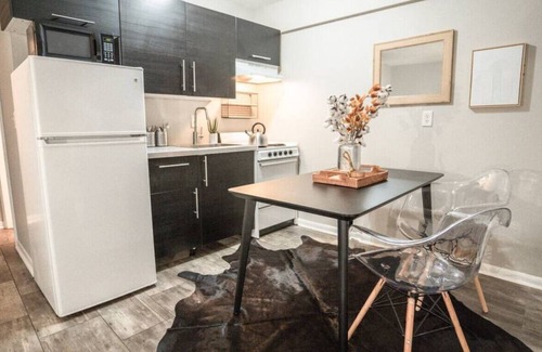 University District Apartment | 1463 Neil Ave Apt A2 · The Lux Pad. Steps to OSU & High