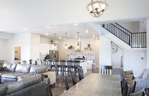 Hurricane House | 1469 Sandy Bottoms