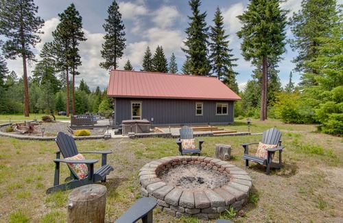 Cle Elum Cottage | 148 m² Cabin ∙ 2 bedrooms ∙ 7 guests