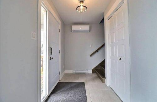 Moncton Apartment | 149 m² Apartment ∙ 3 bedrooms ∙ 8 guests