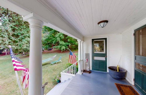 Charlotte Cottage | 149 m² Cabin ∙ 5 bedrooms ∙ 12 guests