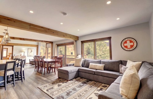 East Village at Copper Condo | 149 m² Condo ∙ 3 bedrooms ∙ 10 guests