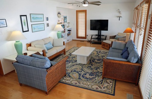 Colington Harbour House | 149 m² House ∙ 3 bedrooms ∙ 7 guests